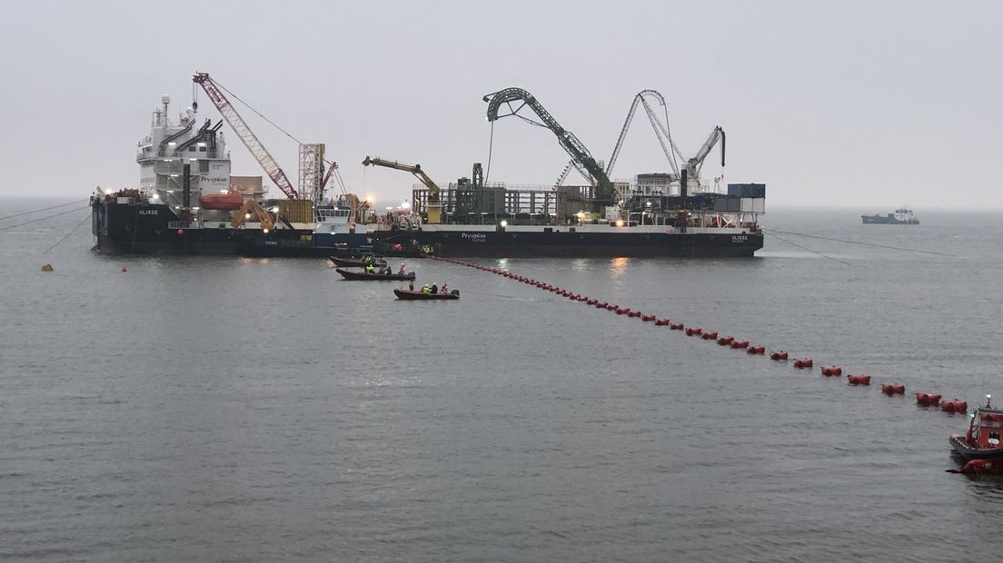 Het kabeltransportschip