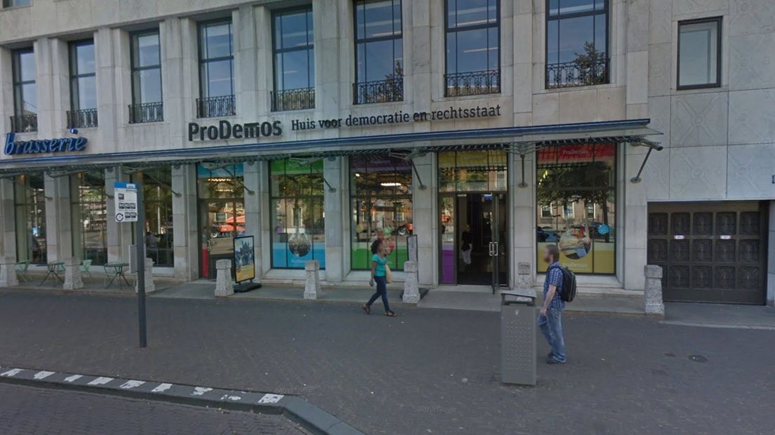Het pand van ProDemos in Den Haag