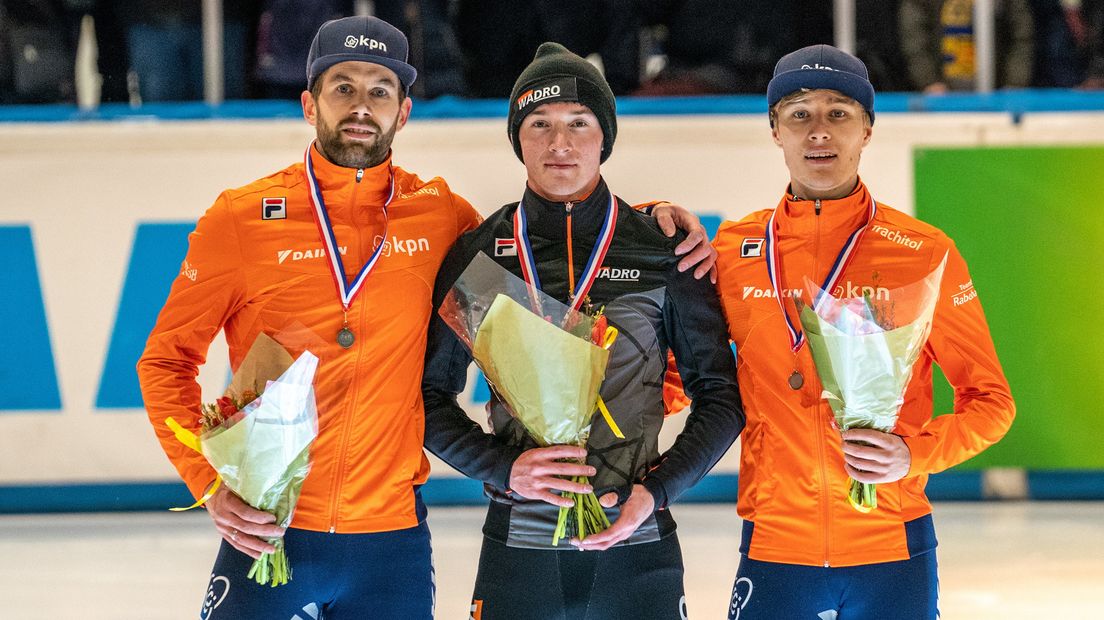 Sven Roes uit Gytsjerk grote verrassing op 1.500 meter bij NK shorttrack - Omrop Fryslan