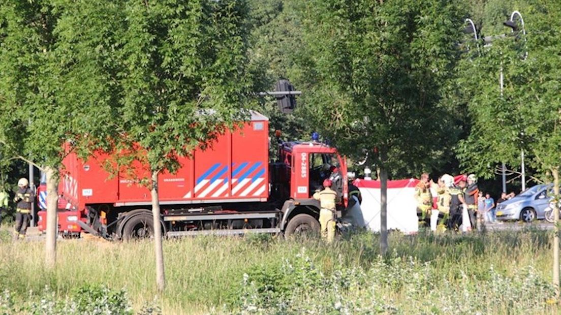 Slachtoffer dodelijk ongeluk met brandweerwagen in Deventer is vrouw (51) uit Zaltbommel