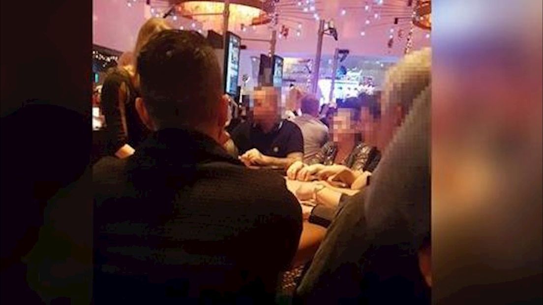 Zorgdirecteur Nina B, gefotografeerd in het casino