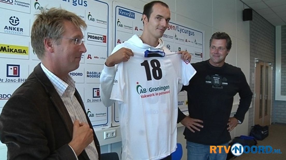 Voormalig Serie Aspeler Sime Vulin naar Lycurgus RTV Noord