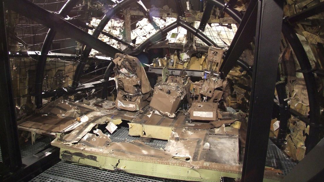 Wrakstukken MH17 in hangar vliegbasis Gilze-Rijen