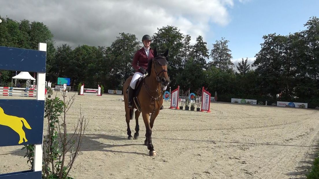 Jumping Outdoor Tolbert begonnen: 'Geweldig dat we weer kunnen' - RTV Noord
