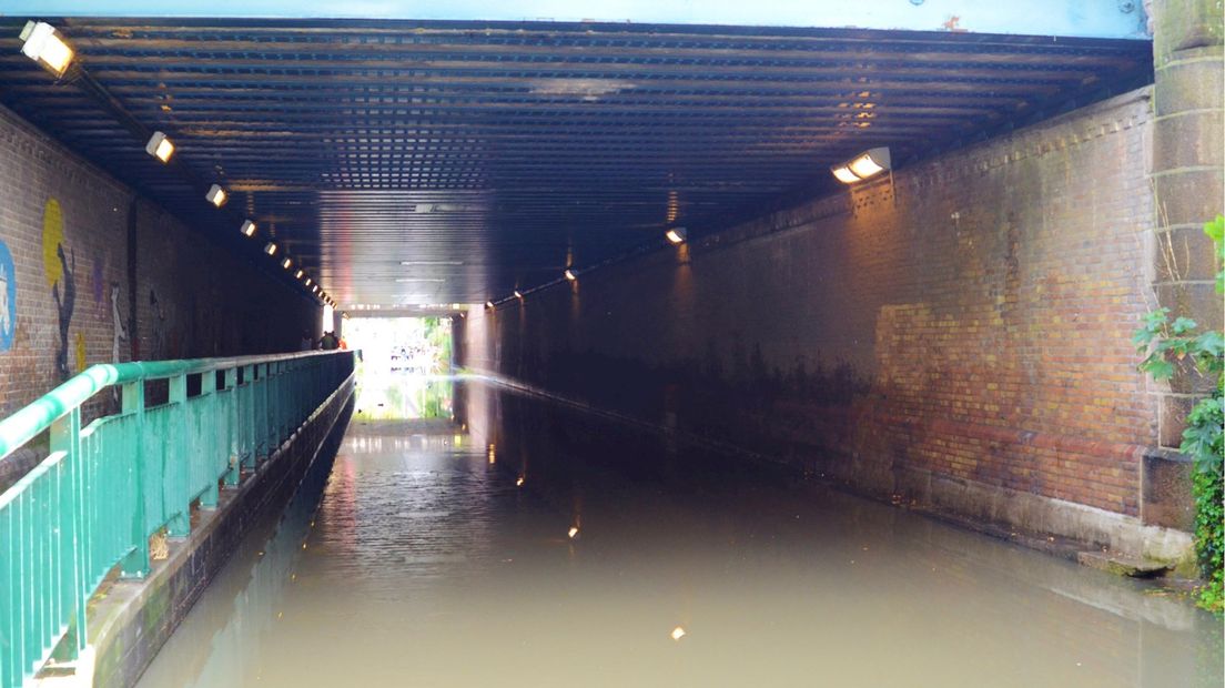 Veentunnel Deventer onder water