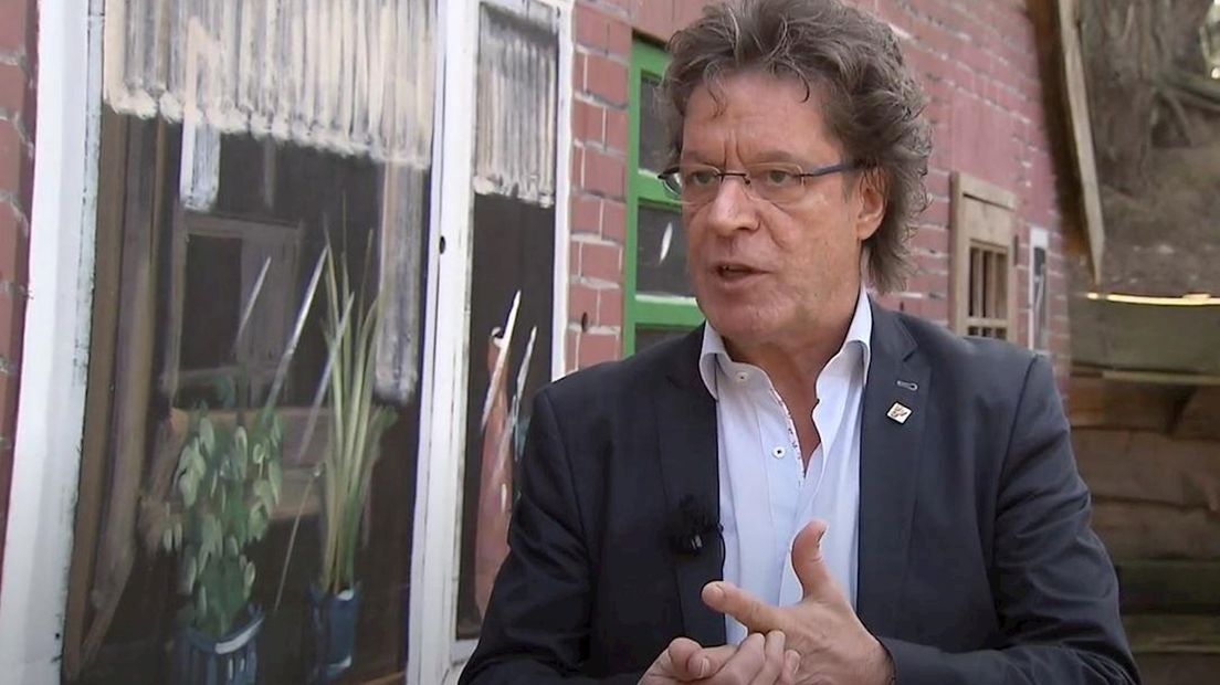 VVD-Statenlid Dinand Leferink wil het dialect in het provinciehuis op de kaart zetten