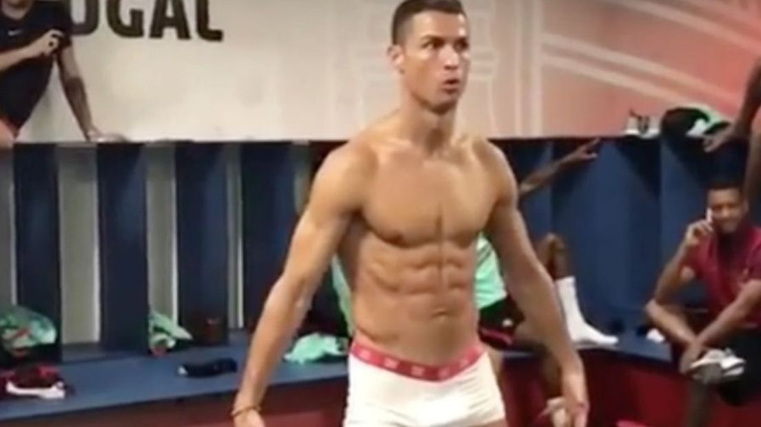 Het Portugal van Cristiano Ronaldo maakte een Mannequin Challenge in de kleedkamer