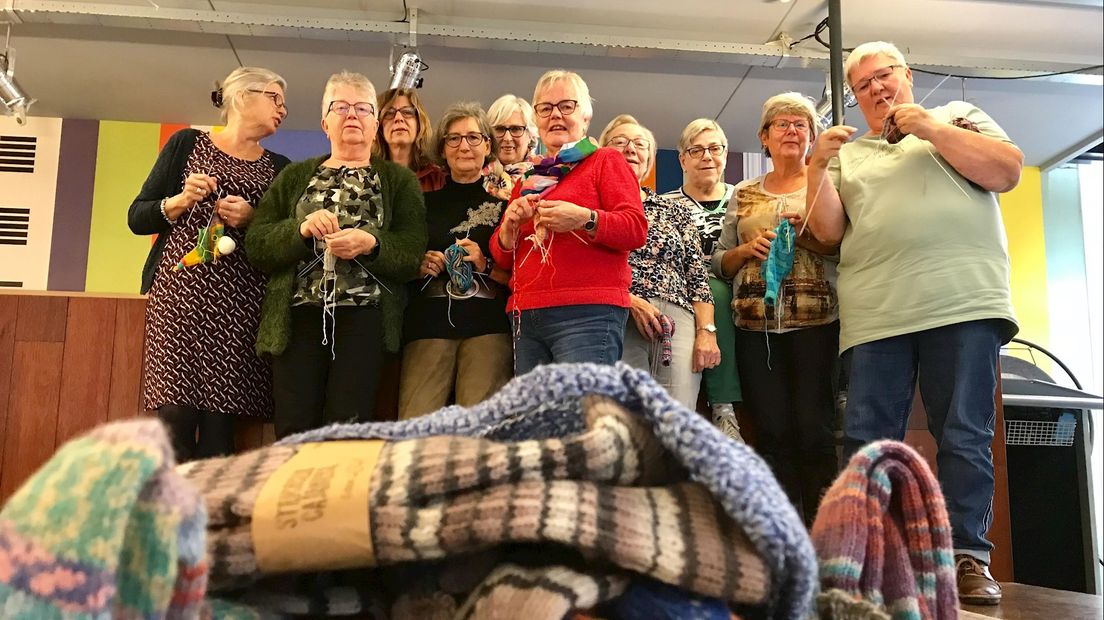 Een aantal breidames van Sokken voor Peru