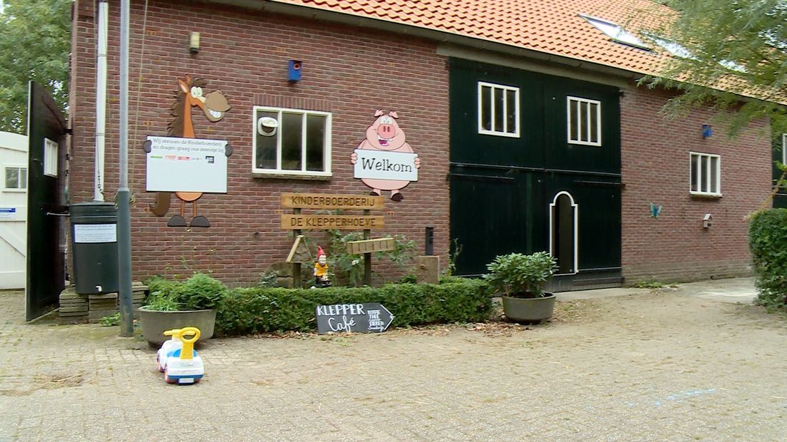 Kinderboerderij houdt hoofd boven water (video)