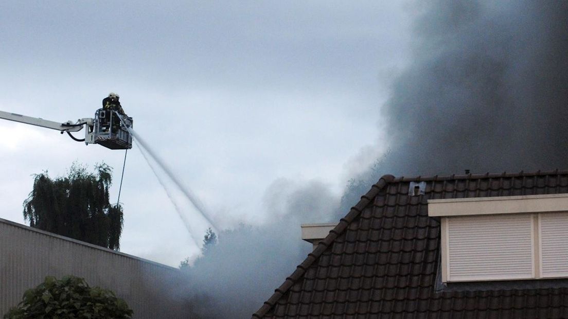 Brand in opslaghal Enschede