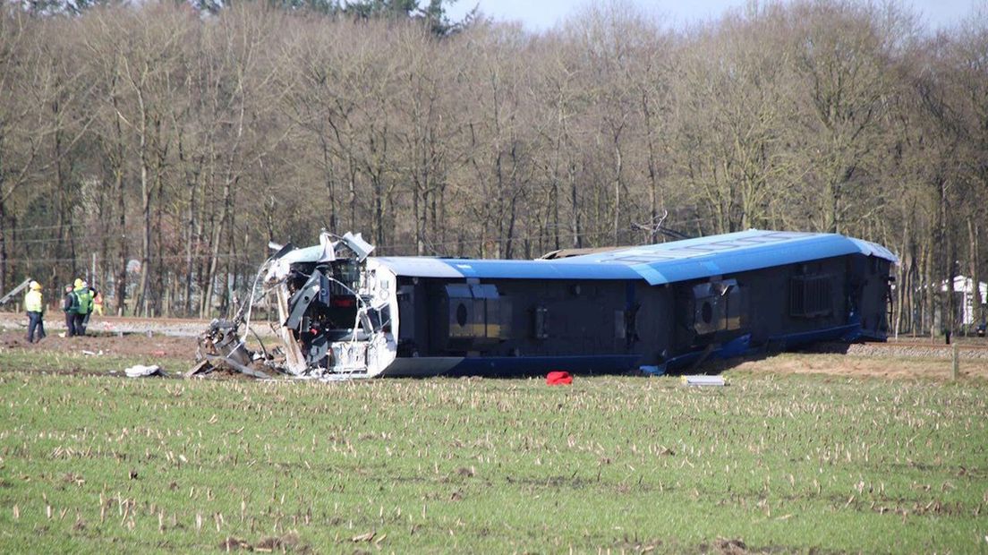 De gekantelde trein bij Dalfsen