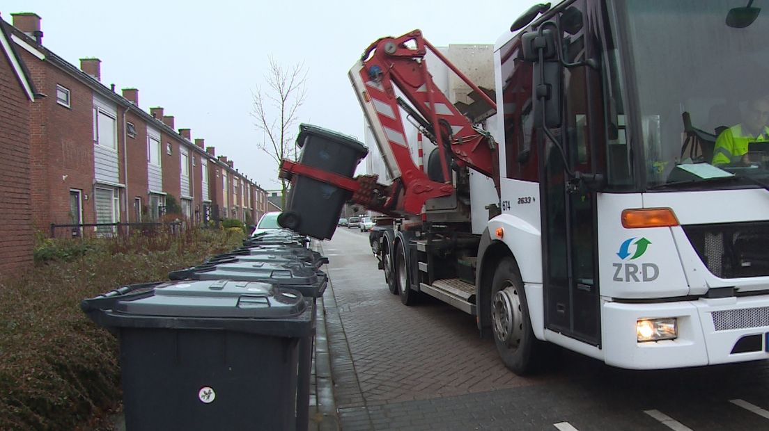 Tholenaar betaalt minder belasting door afvalinzameling