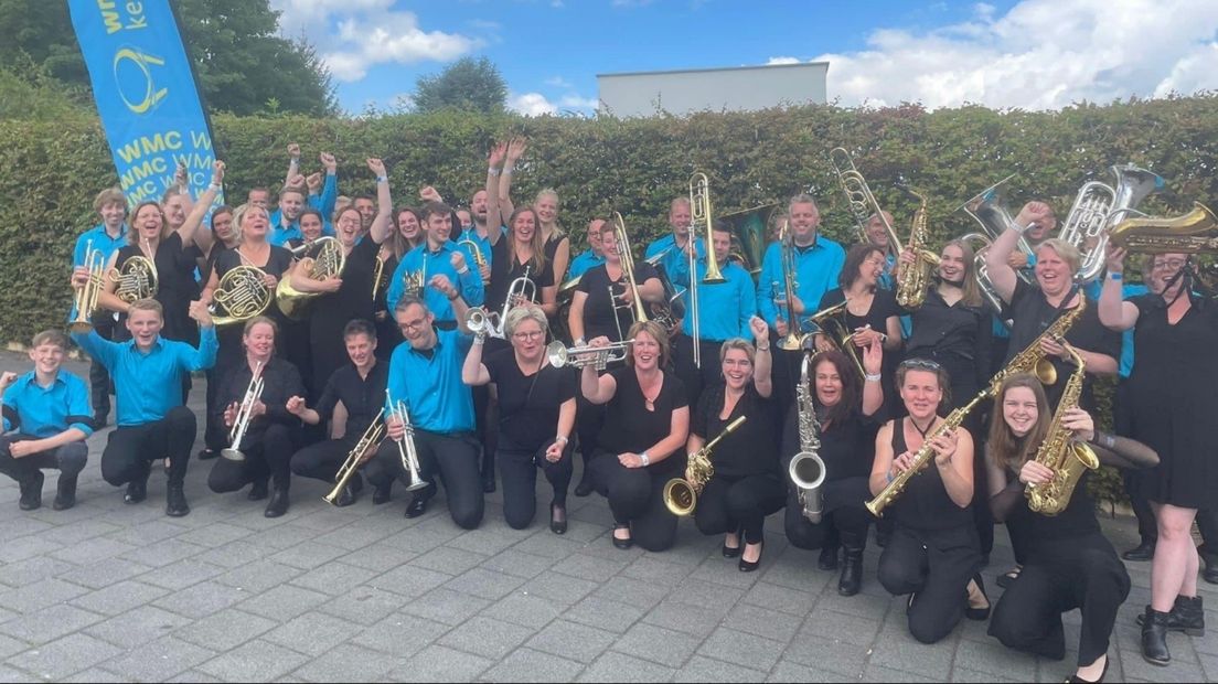 Vrolijke gezichten bij muziekvereniging Beatrix uit Doezum