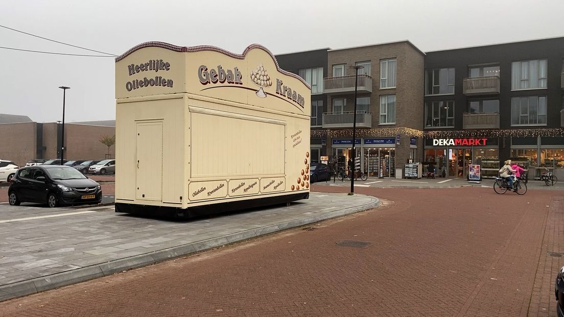 De oliebollenkramen van Frans Baegen staan al 35 jaar in Zeist.