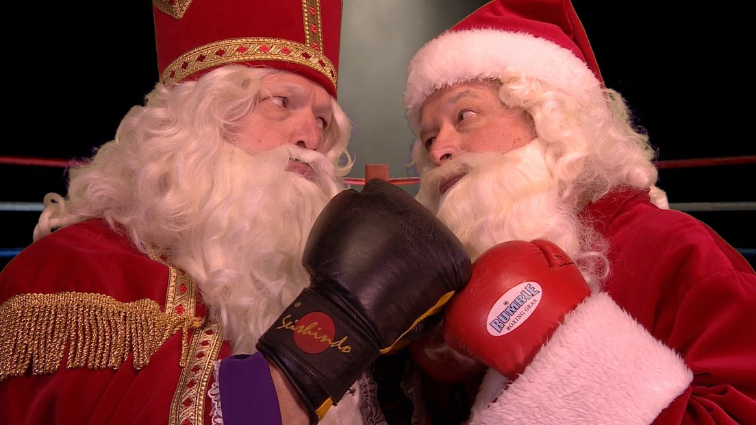 Sinterklaas en de Kerstman voeren een hevige strijd met elkaar