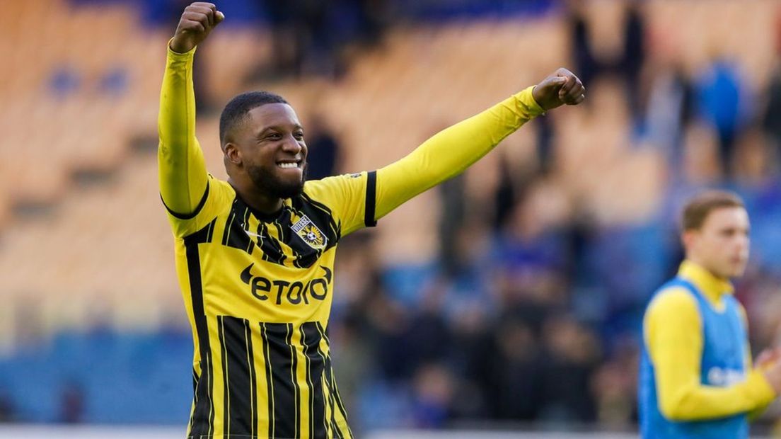 Vertrekt Bazoer bij Vitesse?