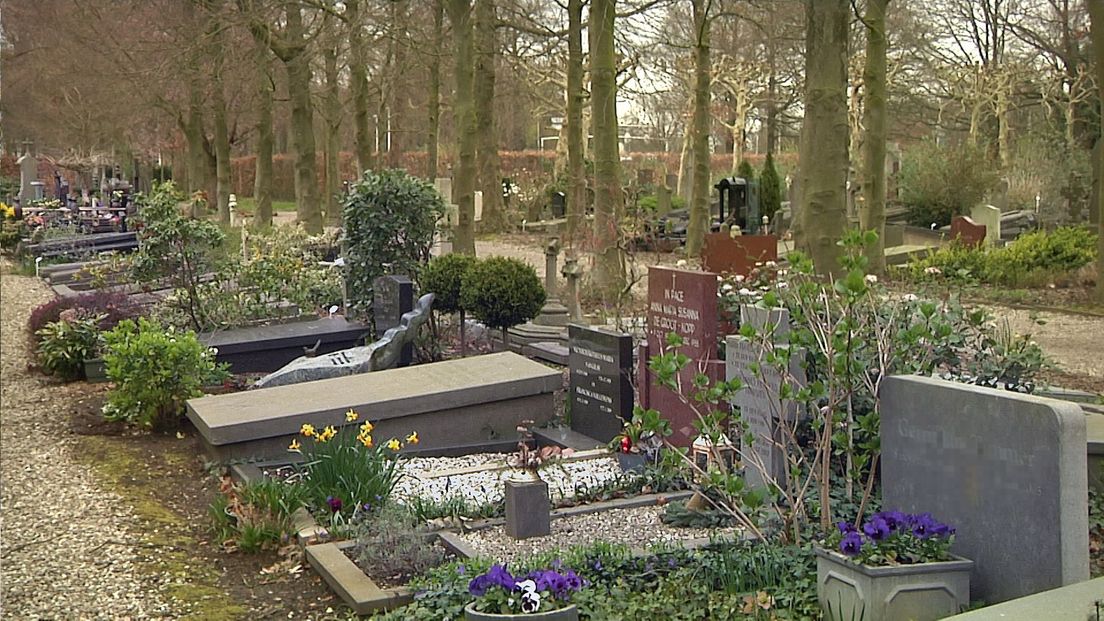 Begraafplaats St. Barbara in Utrecht.