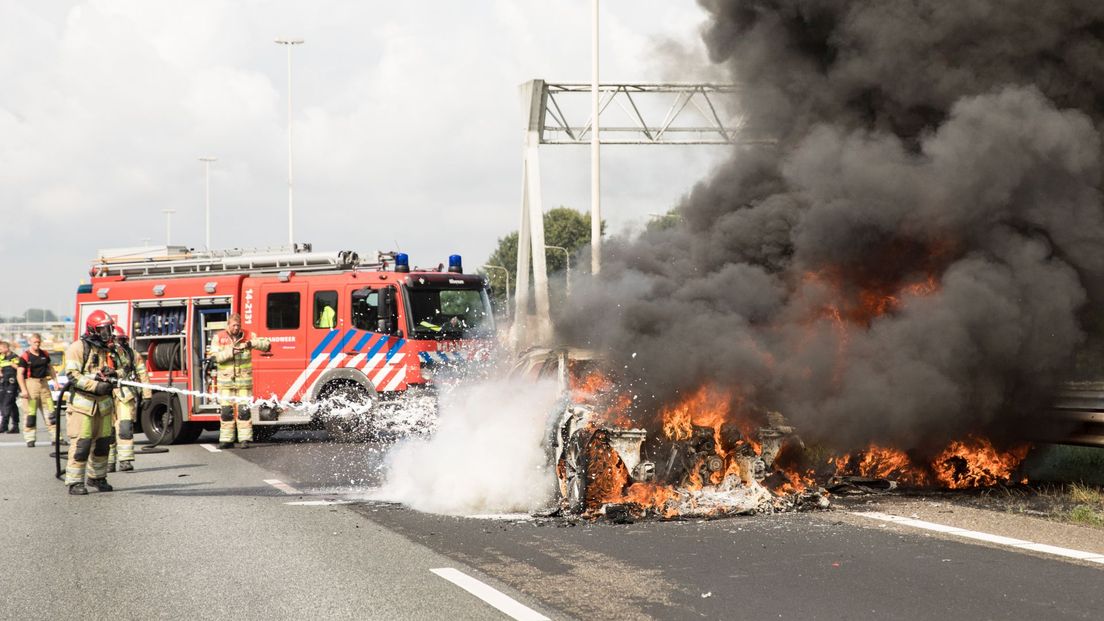 Een autobrand bij Eembrugge zorgde op 21 augustus voor enorme files op de A1.