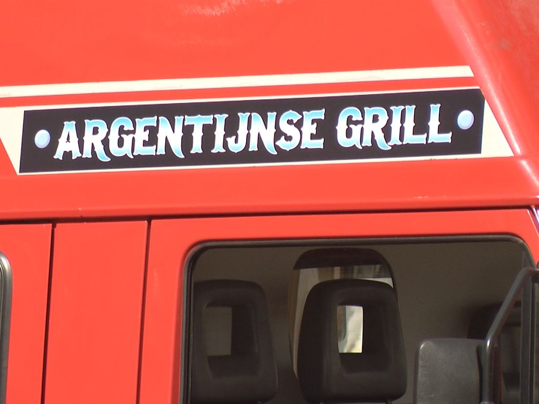 BR1716_foodtruck03