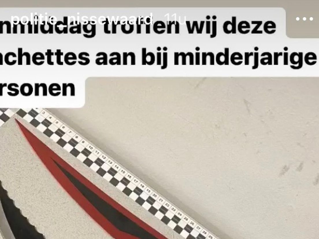 Nissewaard police found these knives with minors