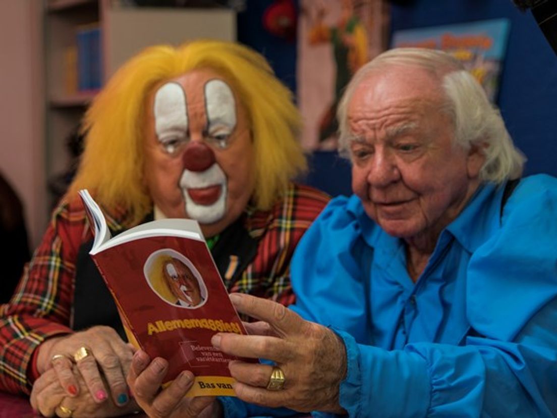 'Adriaan' van Bassie & Adriaan in quarantaine: 'Voor het eerst heb ik heimwee'