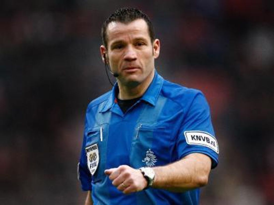 Pieter Vink fluit Excelsior Feyenoord Rijnmond