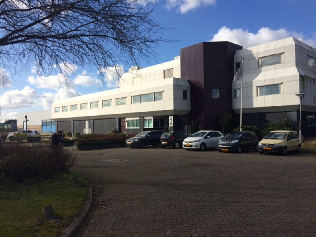 Het pand aan de Boyleweg in Spijkenisse waar vluchtelingen opgevangen zouden worden