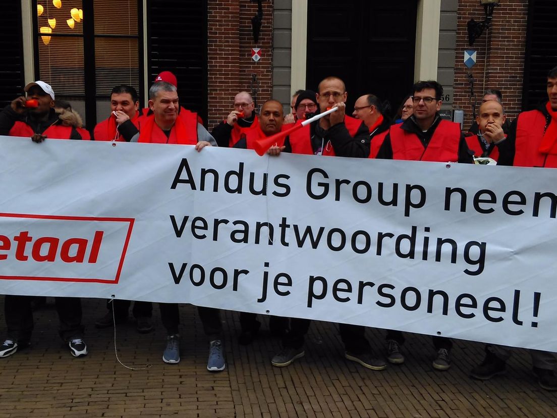Betogers bij de Andus Group