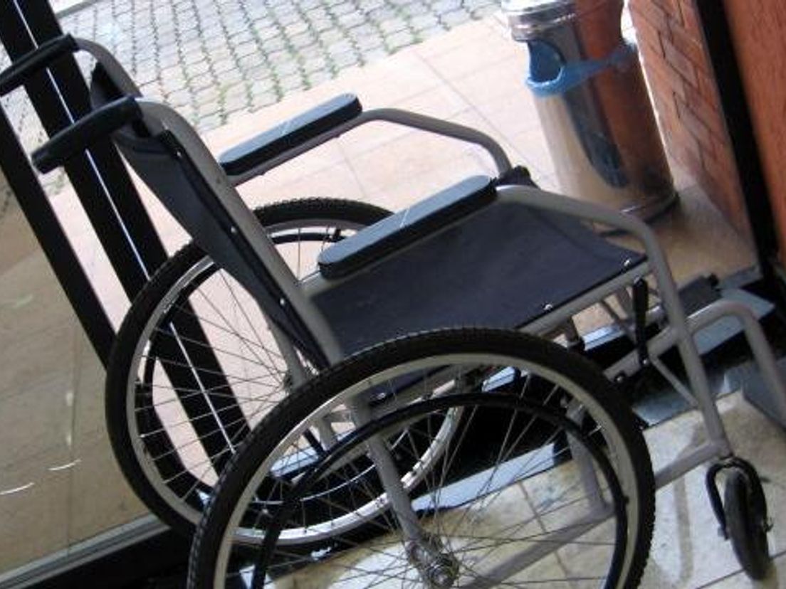 Proef: gehandicapten en ouderen mogen zelf hun zorg uitzoeken