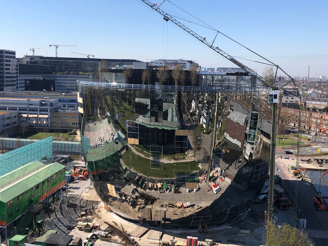 75 bomen komen op het dak van Depot Boijmans Van Beuningen.