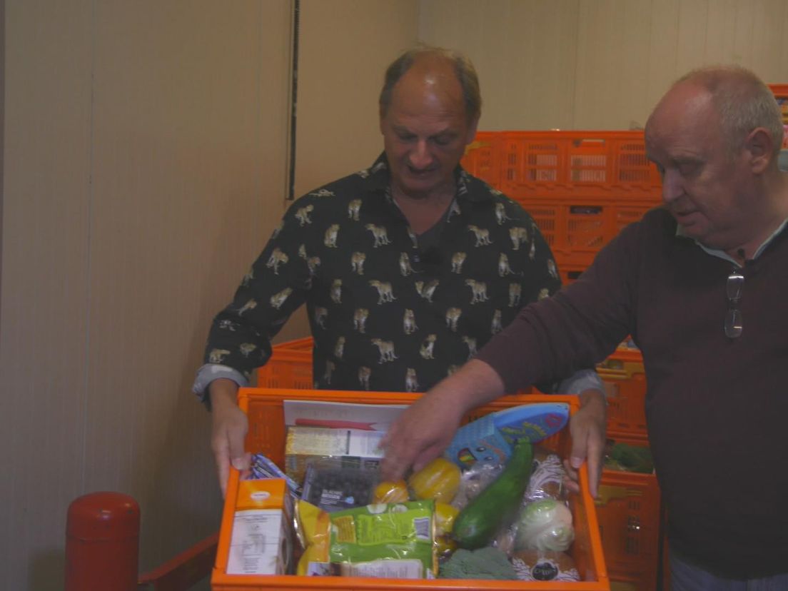 Martin van Waardenberg (links) is ambassadeur van de Voedselbank