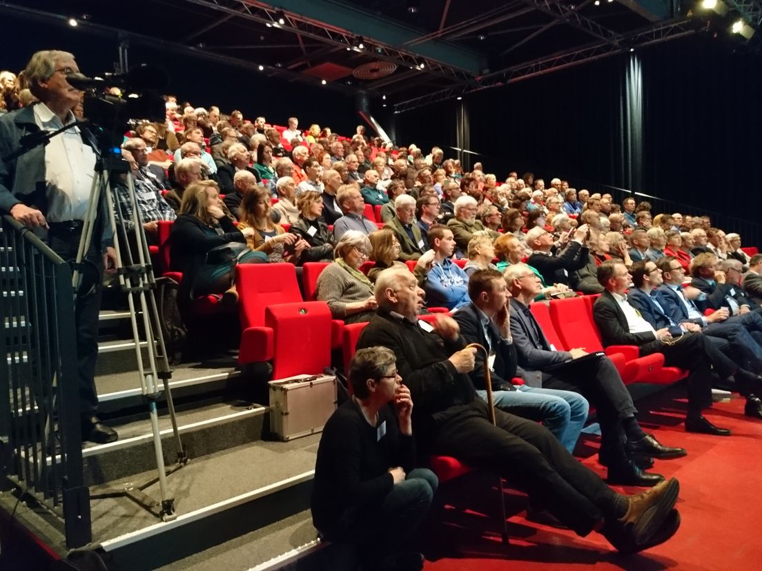 Het boekje werd in Maassluis gelanceerd op het congres over de toekomst van Midden-Delfland.