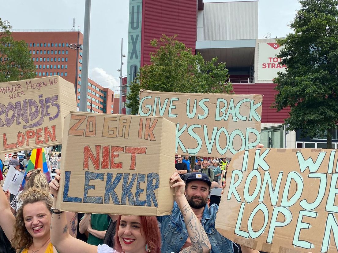 Demonstranten bij protestmars 'Unmute Us'