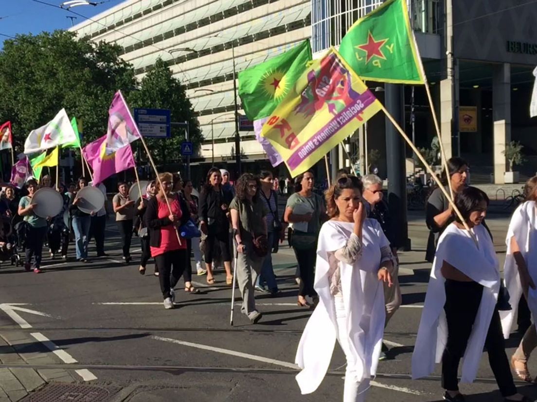 Koerden demonstreerden twee weken geleden ook al in Rotterdam