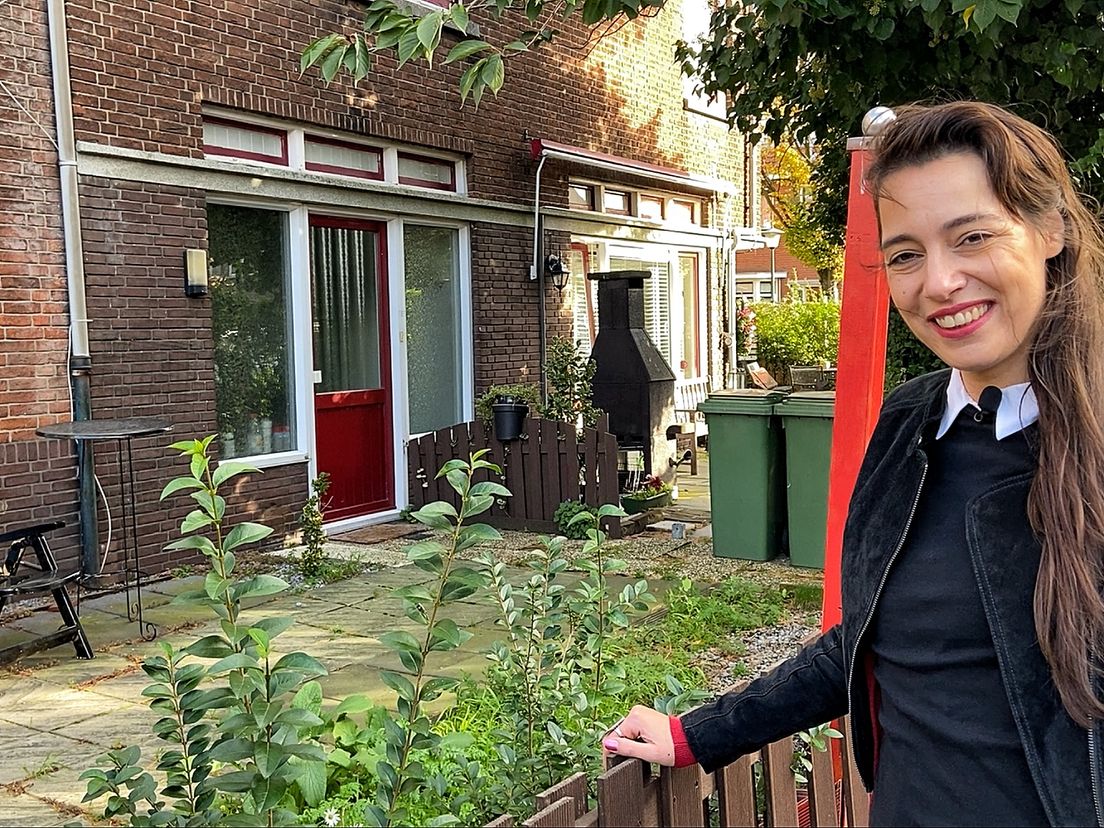 Aan de Oranjelaan in Vlaardingen beleefde Eva haar eerste jeugdjaren.