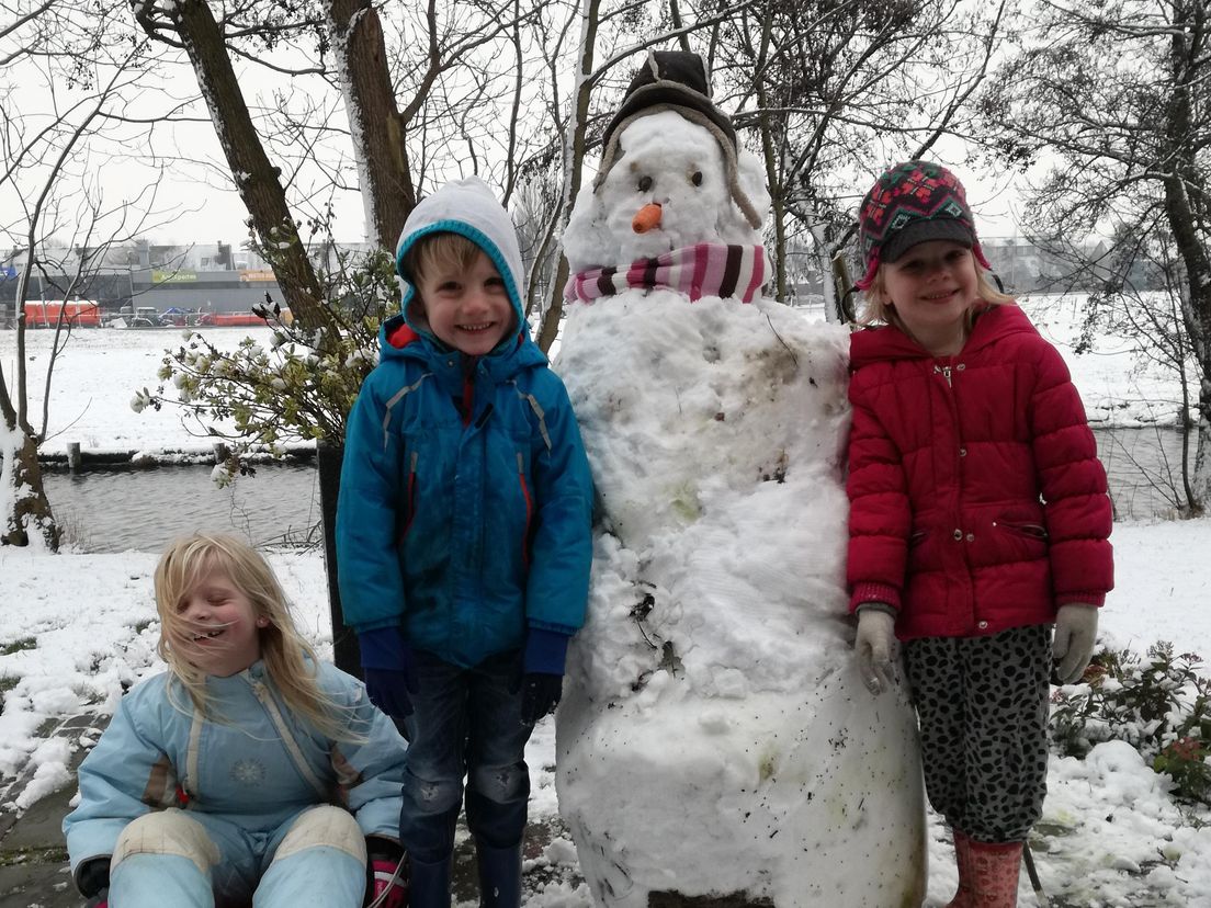 Sylvia Maat: "Sneeuwplezier in Schipluiden"