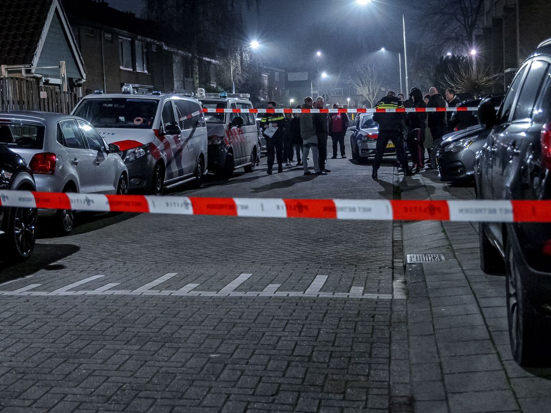 De buurt liep uit tijdens een steekpartij op de drempel van een van de buren.
