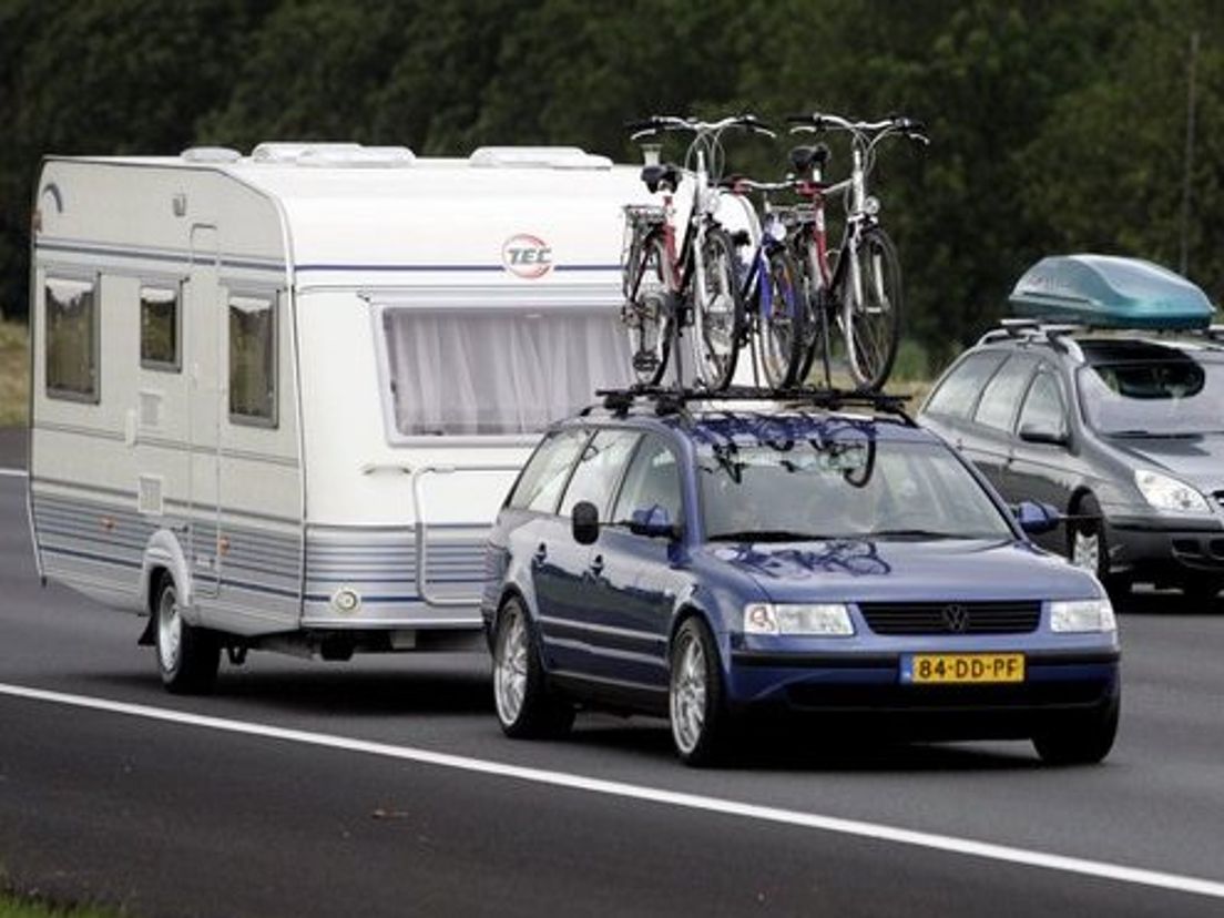 caravan03.cropresize.tmp.jpg
