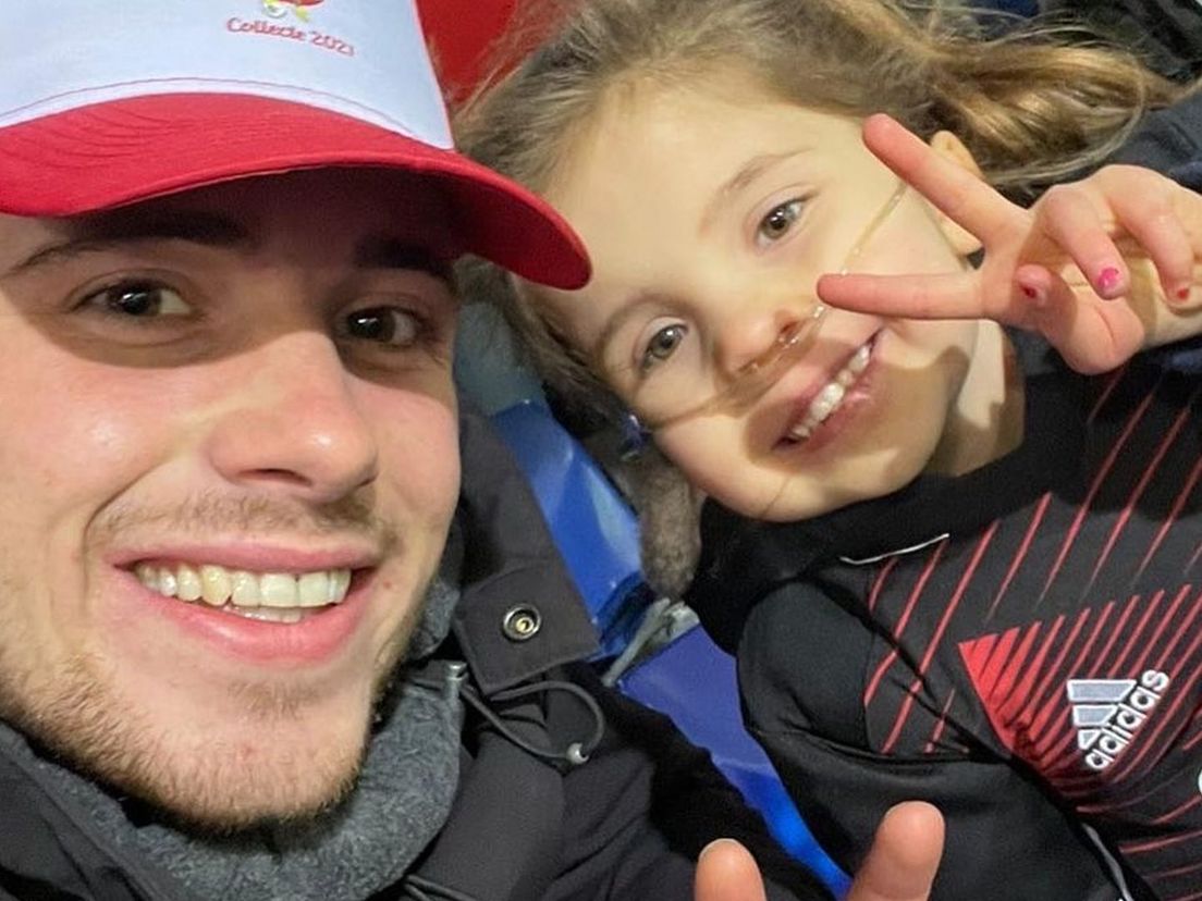 De Feyenoord Sophiadag, vrijwilliger Timon samen met Alyshia