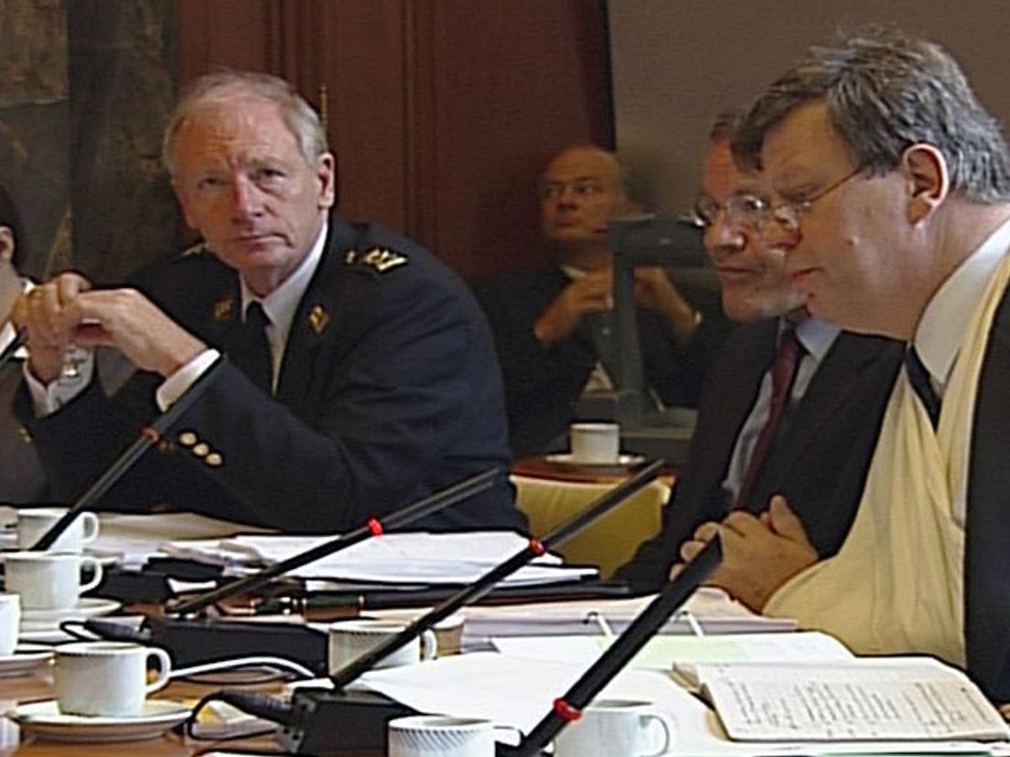 Bé Lutken (l) met oud-burgemeester Ivo Opstelten (r)