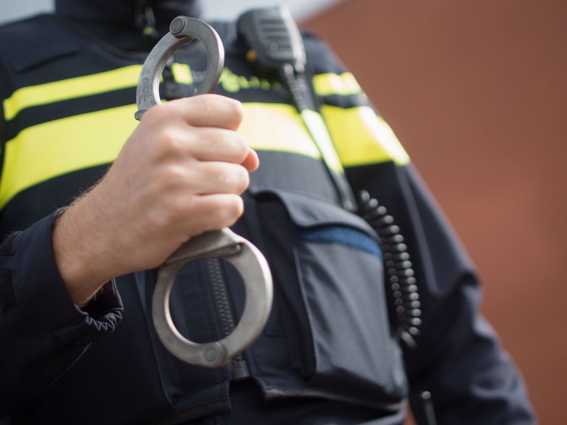 De politie heeft de vluchtende man in Barendrecht aangehouden