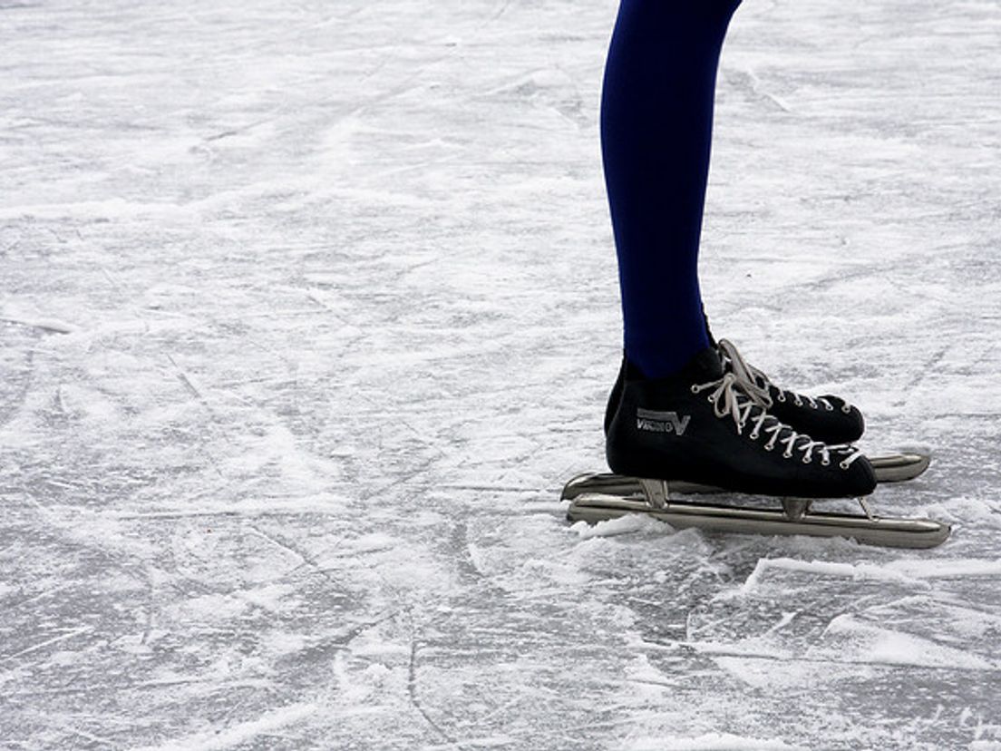 29-01-12 schaatsen ijs