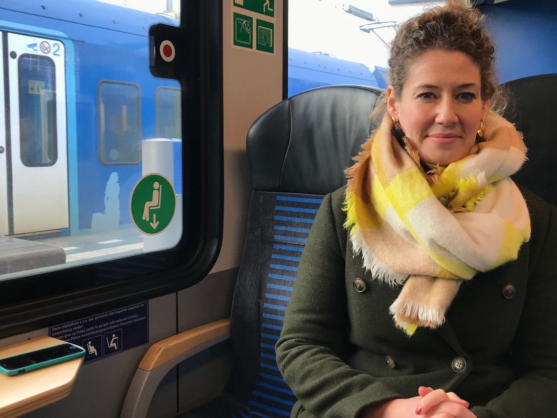 Arriva-regiodirecteur Jieskje Hollander: 'Je blijft van ons treinpersoneel af'