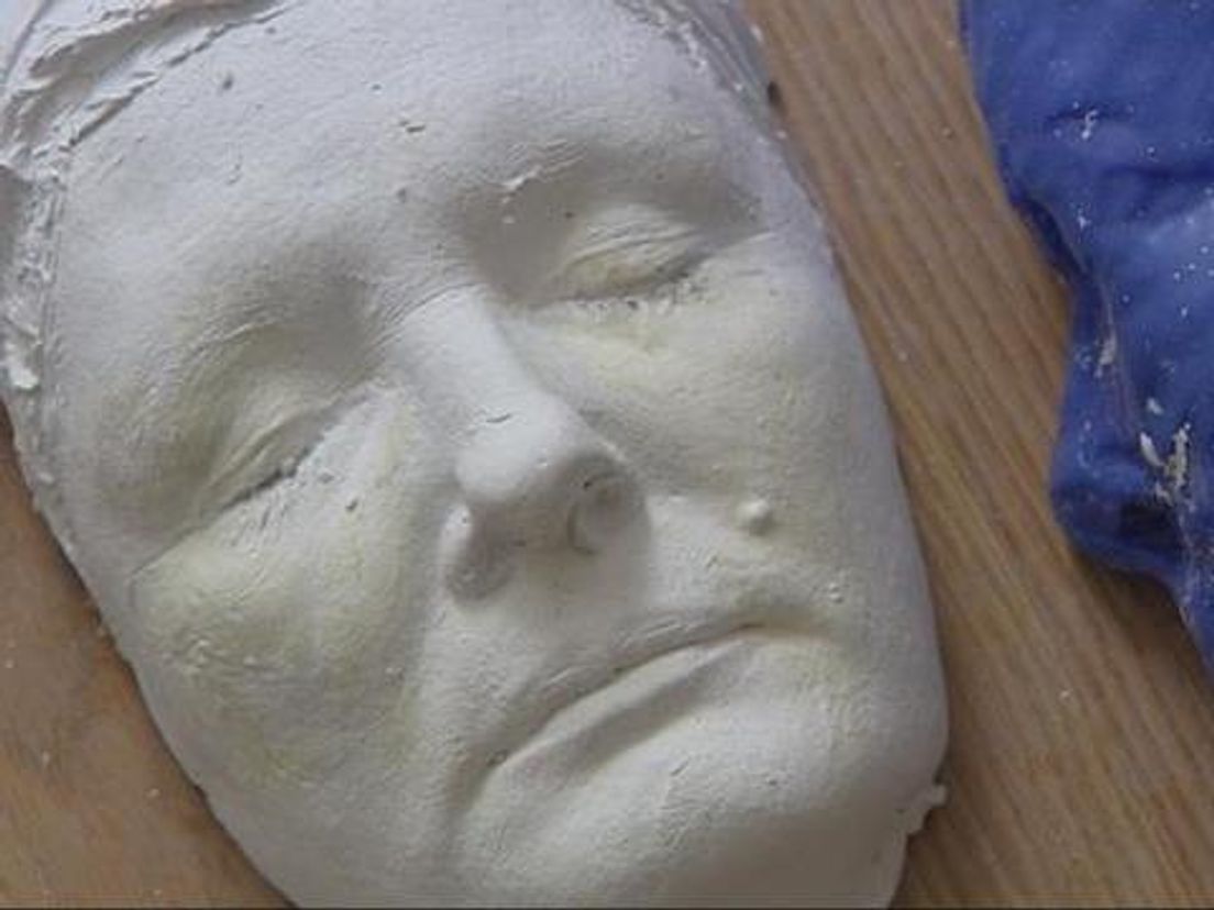 masker1.cropresize.tmp.jpg