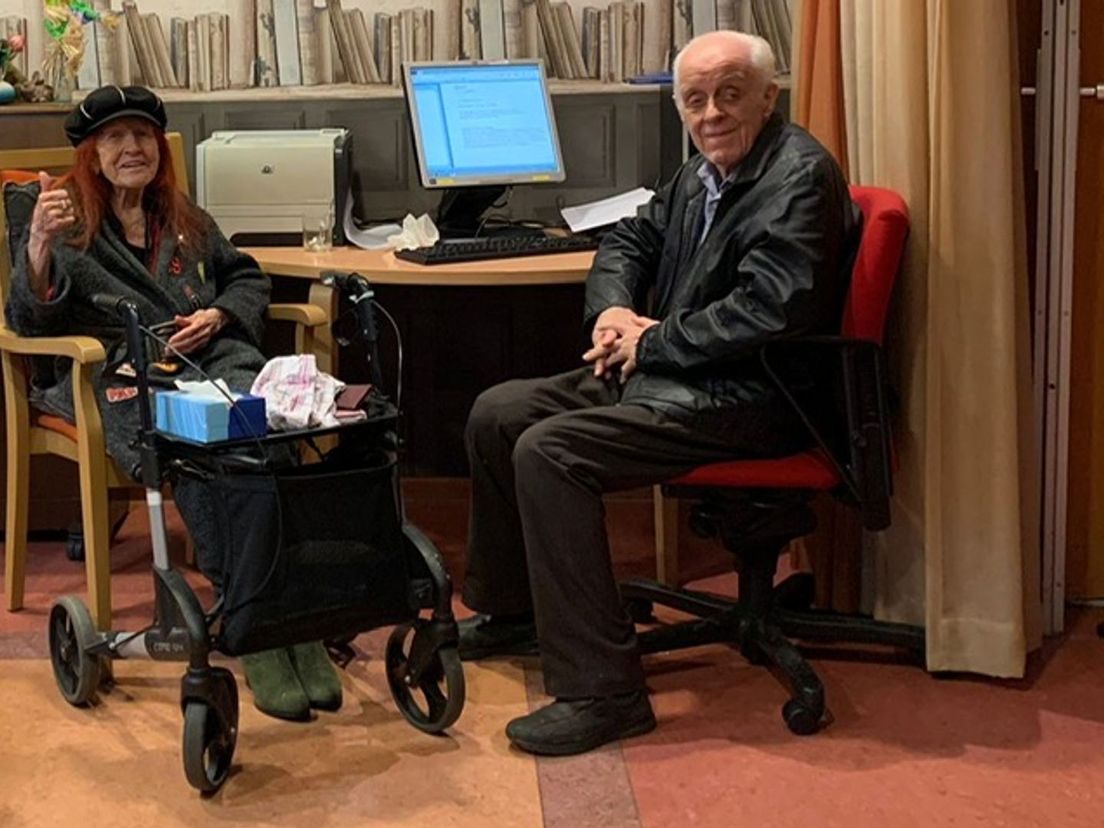 Egberdien (100) en Remy (80) ontmoetten elkaar in het verzorgingshuis
