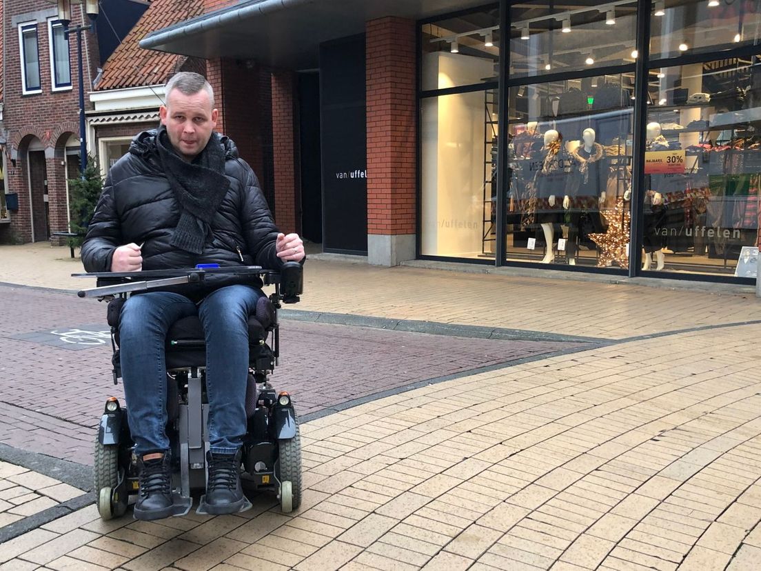Eekhoorn per ongeluk Duplicaat Drenten in problemen door uitblijven hulpmiddelen: 'Zonder rolstoel aan huis  gekluisterd' - RTV Drenthe
