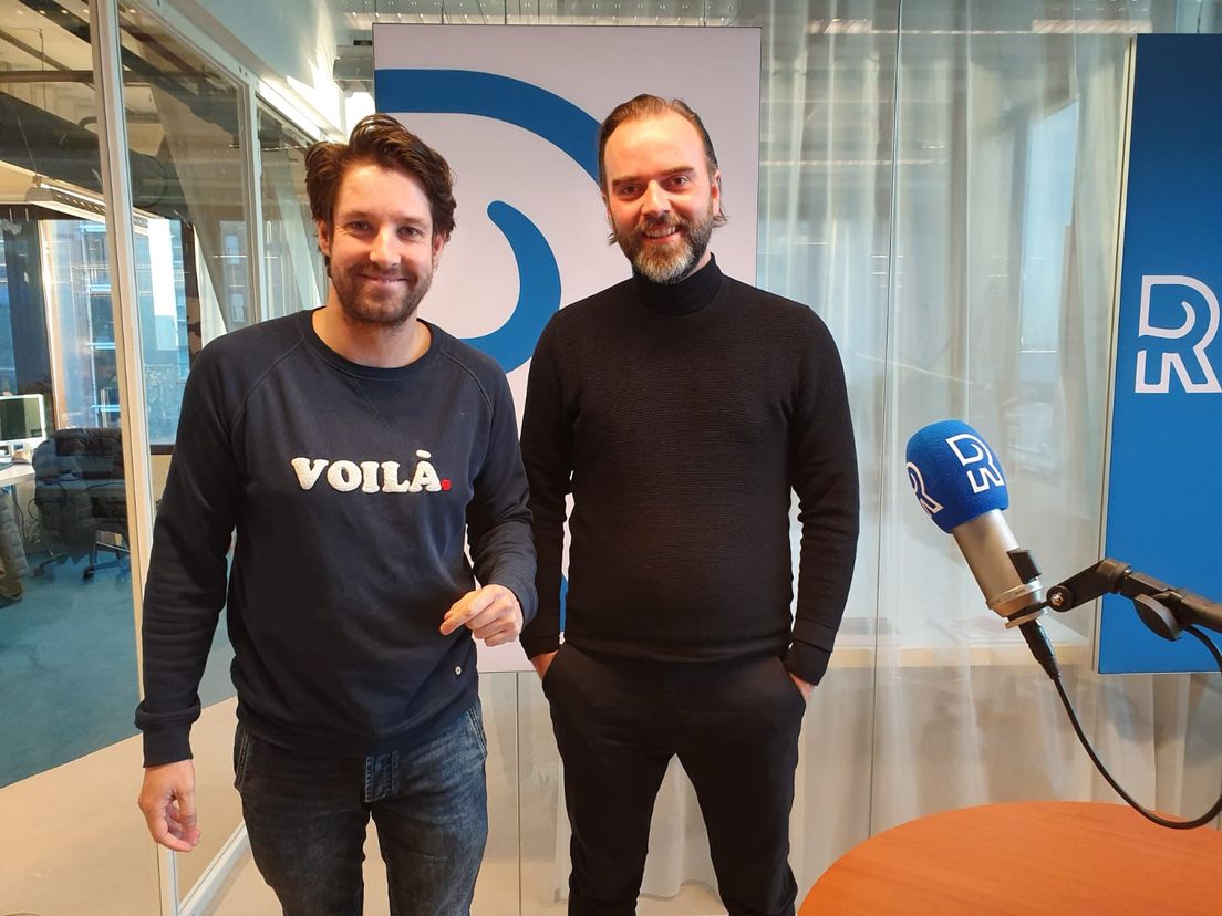 Presentator Peter van Drunen met Iddo Drevijn