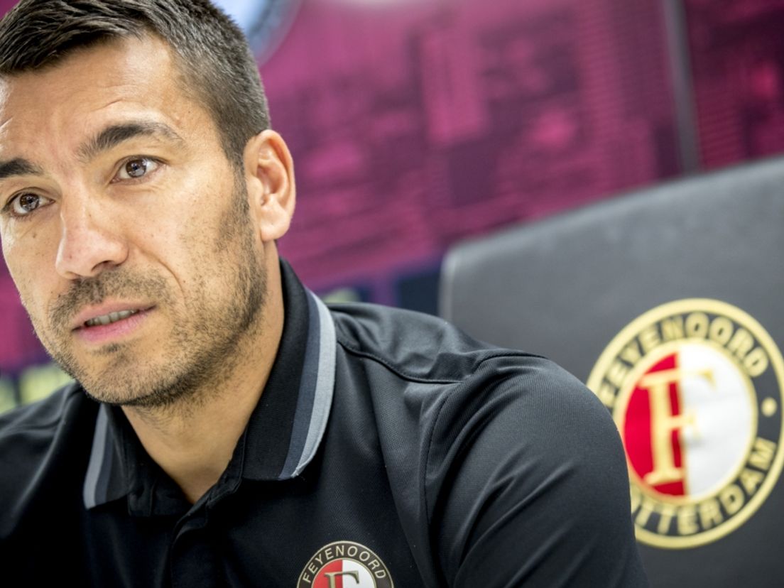 Feyenoord-trainer Giovanni van Bronckhorst