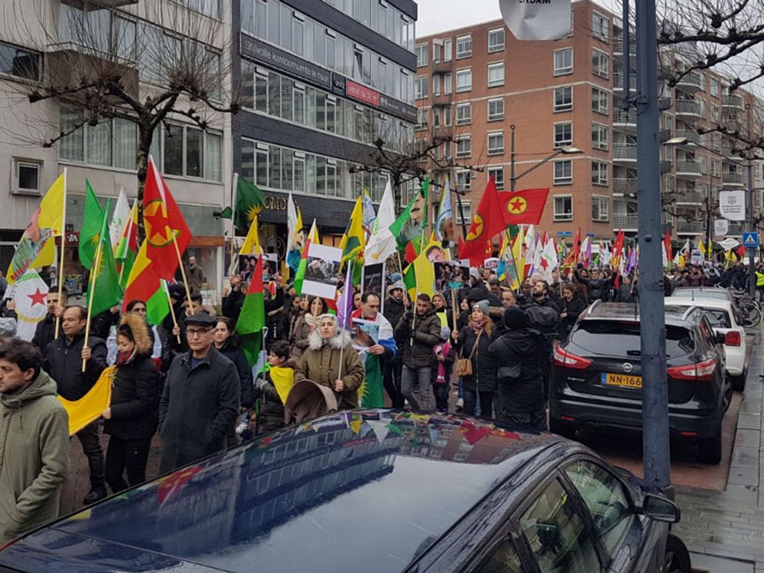 De protestmars ging door het centrum van Rotterdam