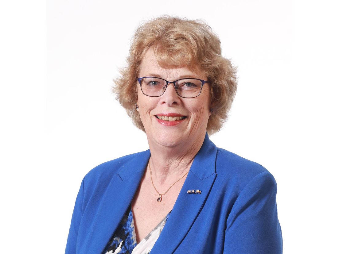 Wethouder Marja Roza-De Pijper. Foto Gemeente Westvoorne